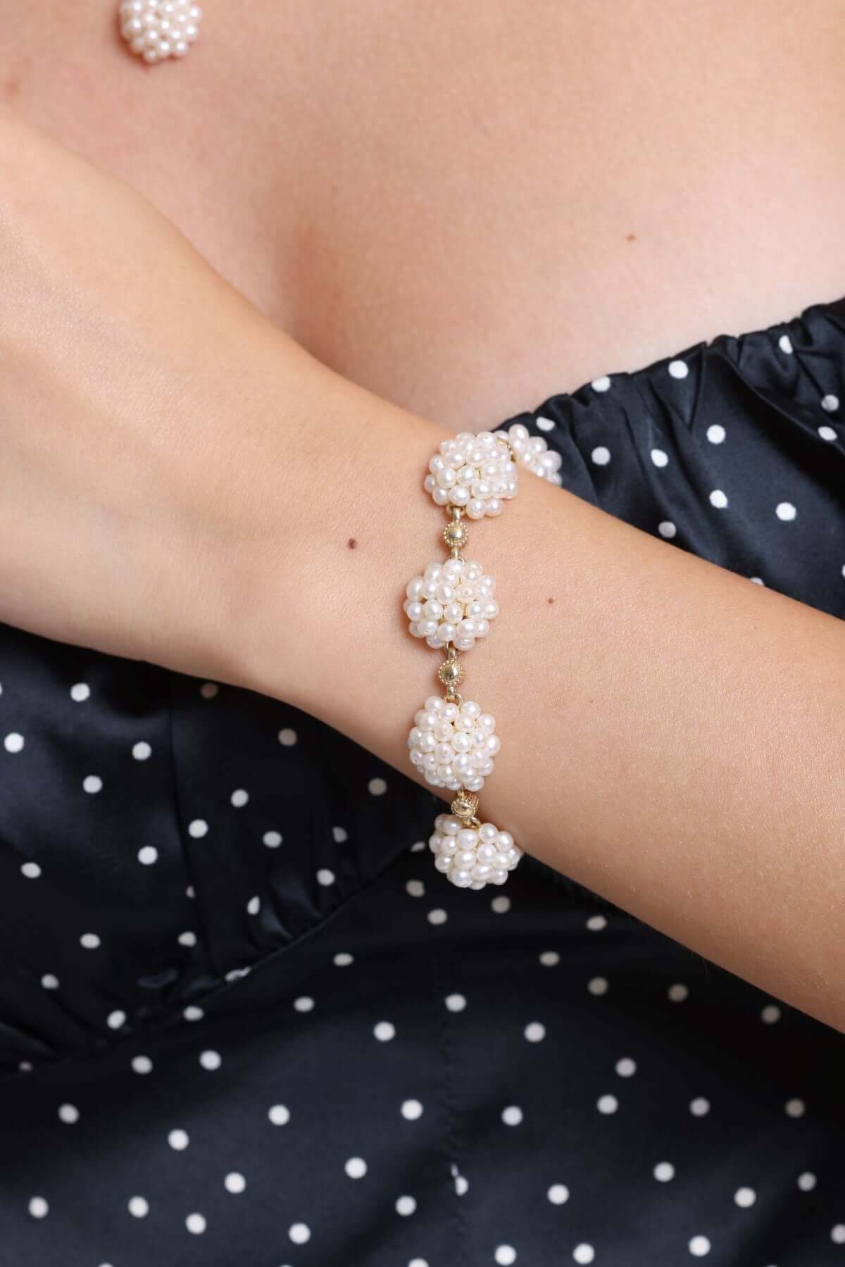 Natural Pearl Earring Necklace Bracelet Ring Quadruple Set