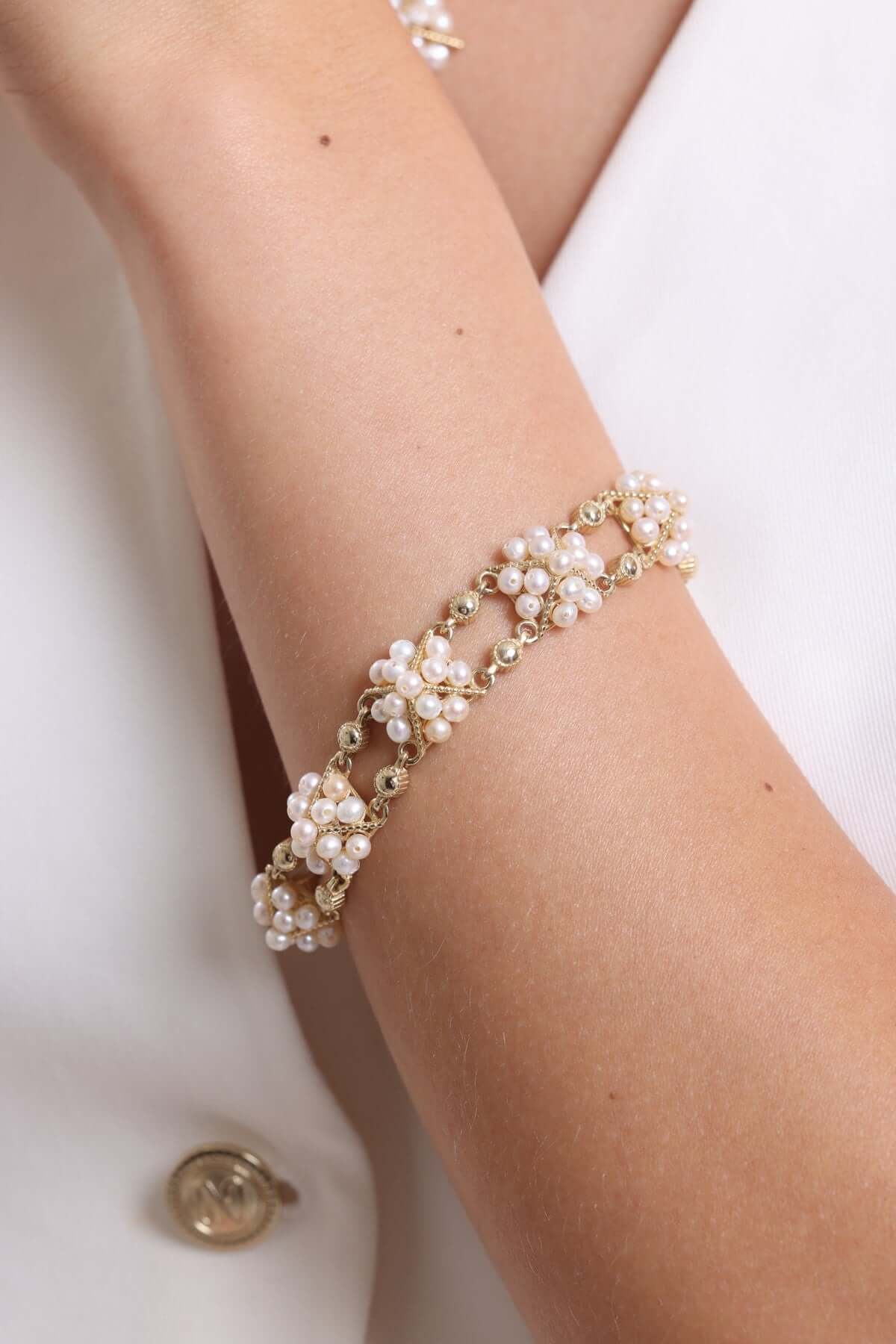 Pyramid Model Natural Pearl Earring Necklace Bracelet Ring Quadruple Set