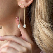 Natural Pearl Rocking Earring