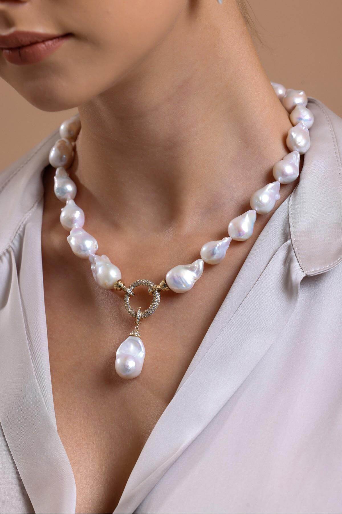 Hoop Clasp Baroque Natural Pearl Earring Necklace Bracelet Triple Set