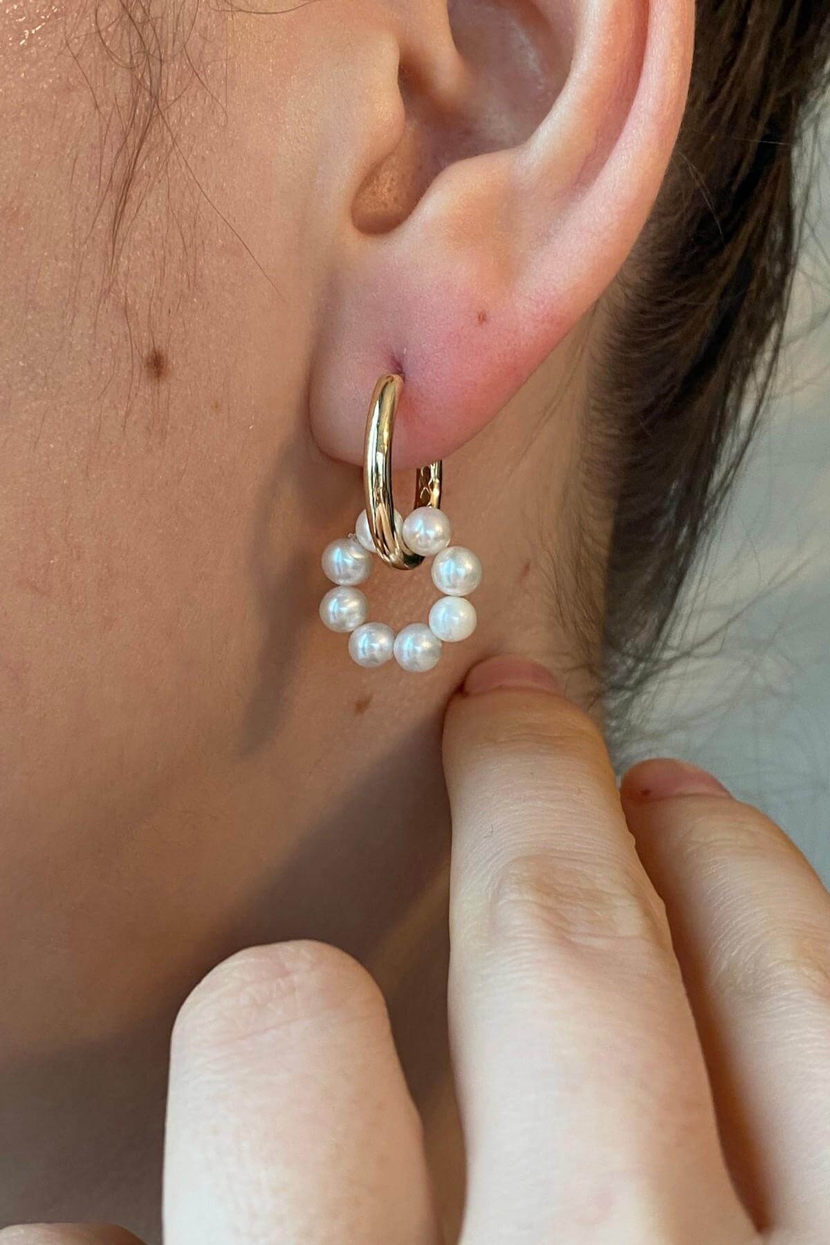 Large Hoop Gecirmeli Charm Natural Pearl Earring