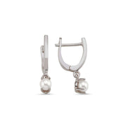 Natural Pearl Dangling Earring
