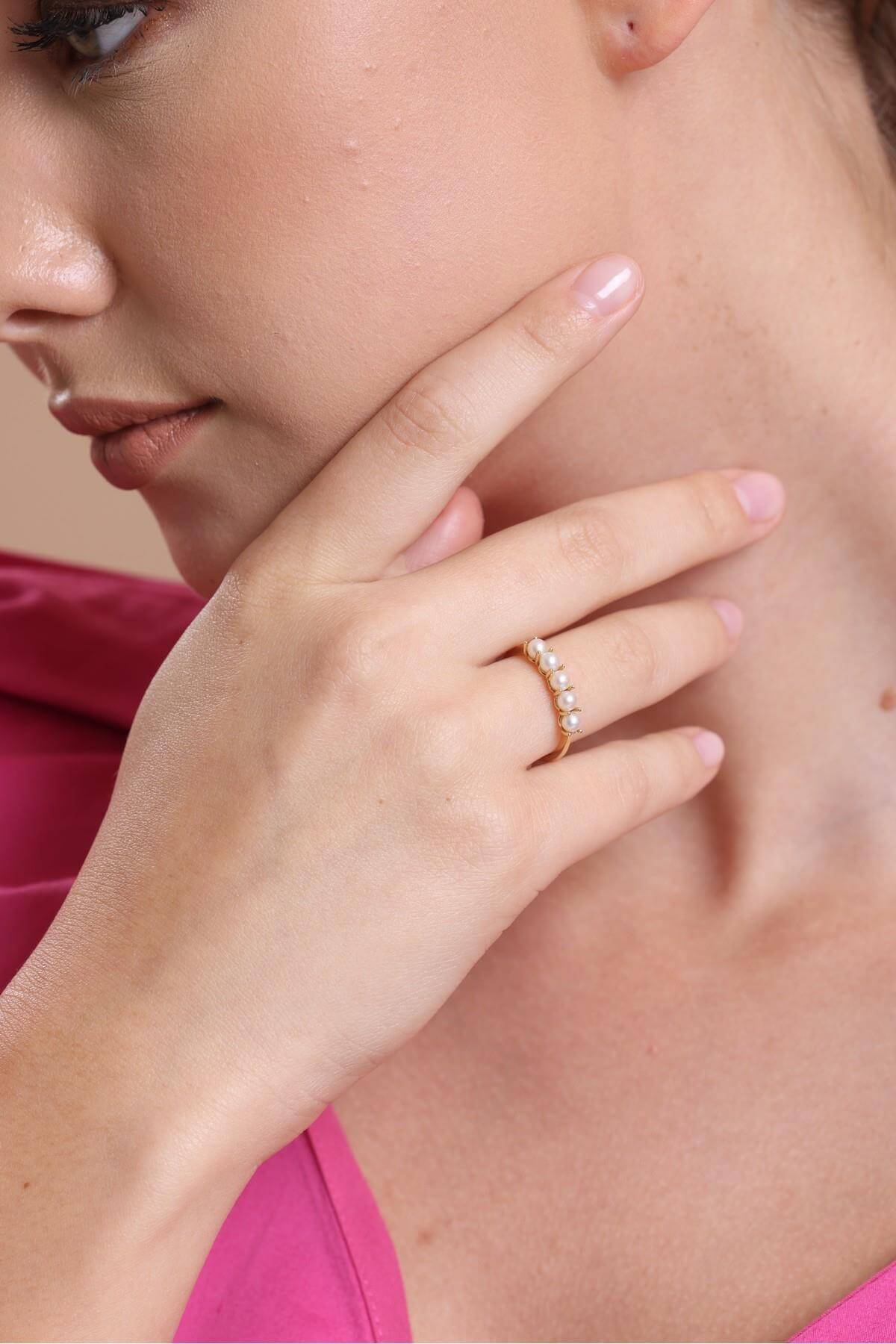 Small Five Natural Pearl Ring