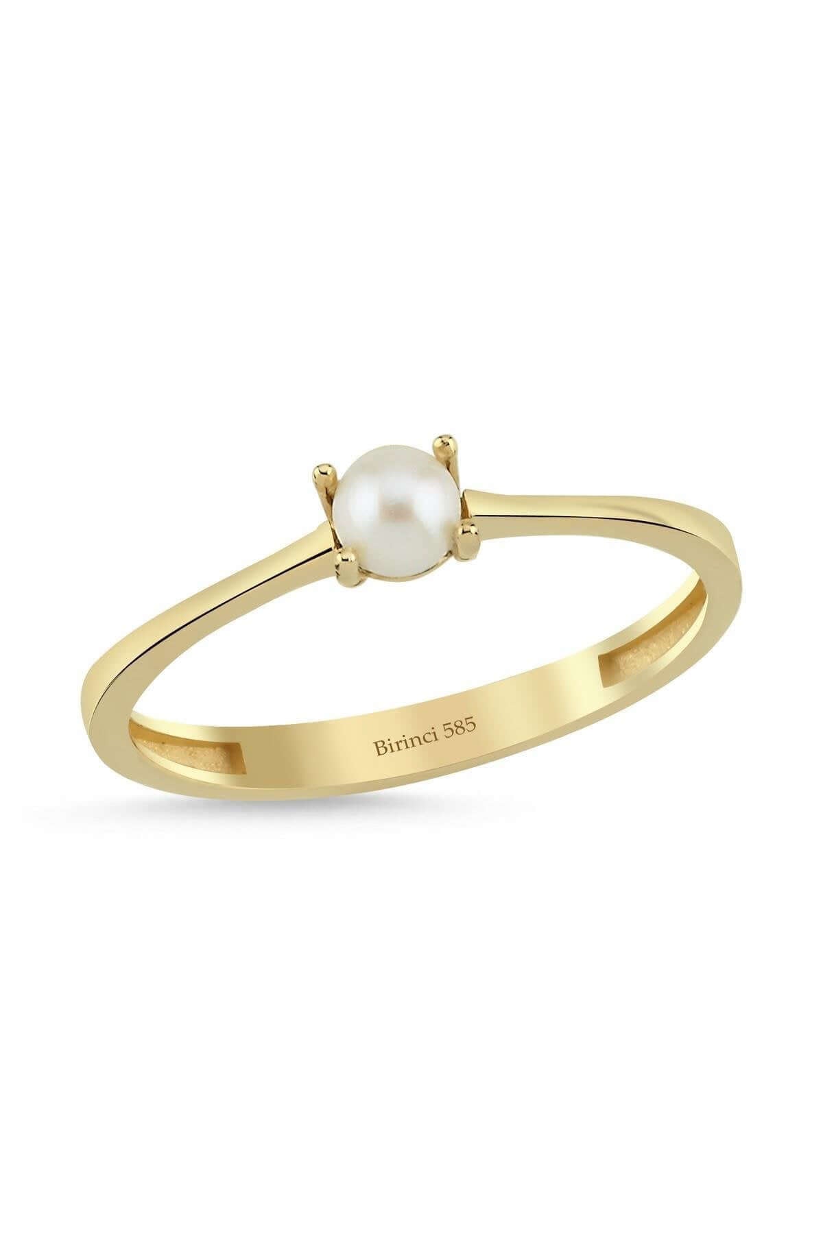 Small Natural Pearl Solitaire Design Ring