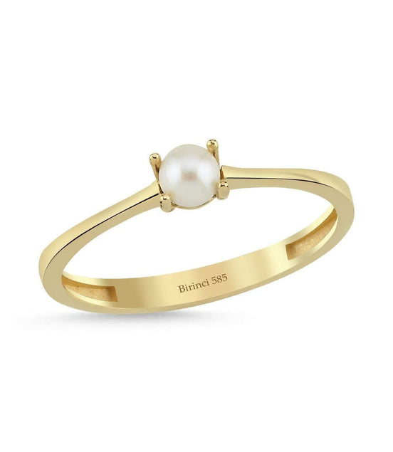 Small Natural Pearl Solitaire Design Ring