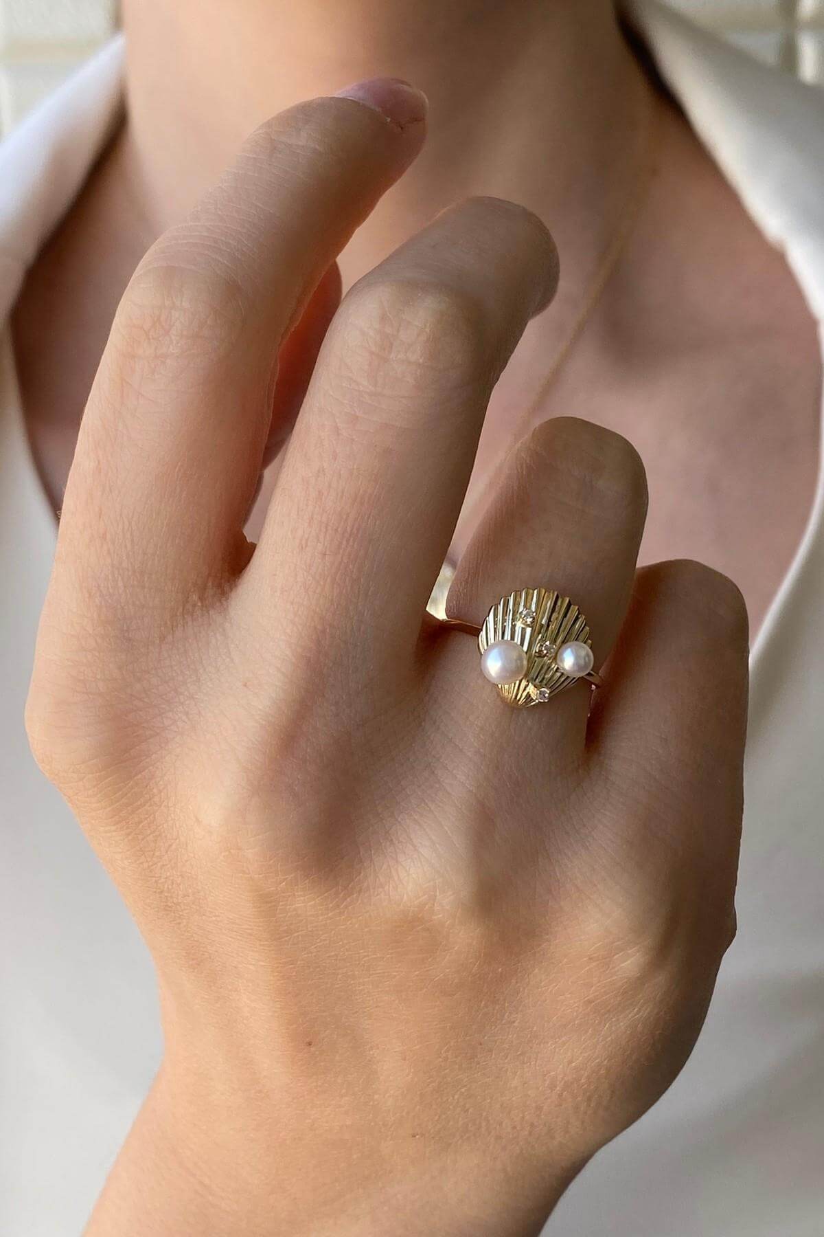 Oyster Natural Pearl Ring