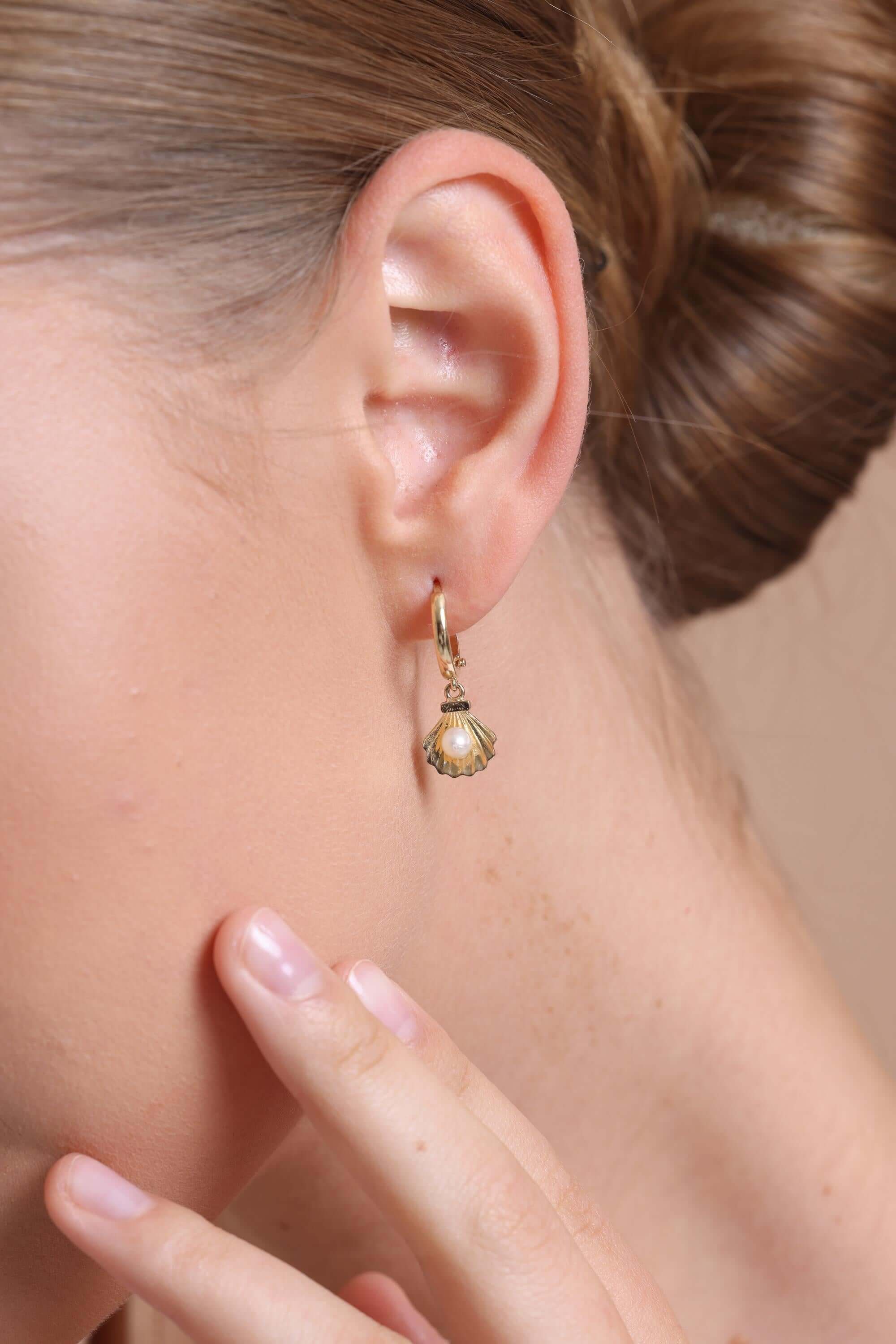 Oyster Natural Pearl Earring Necklace Ring Triple Set