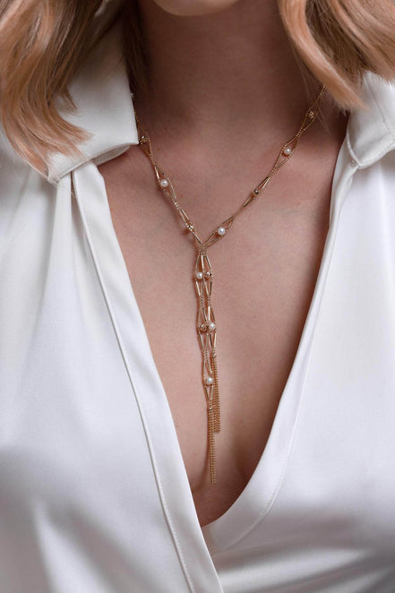 Slice of Baklava Doğal İncili Püsküllü Kolye | | Birinci1926