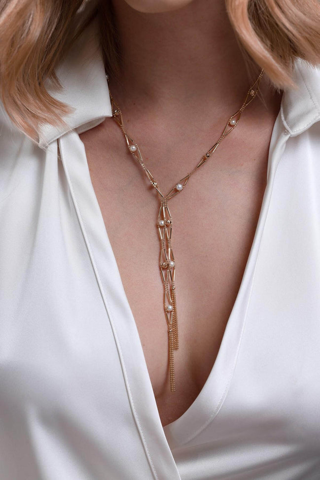 Slice of Baklava Doğal İncili Püsküllü Kolye | | Birinci1926