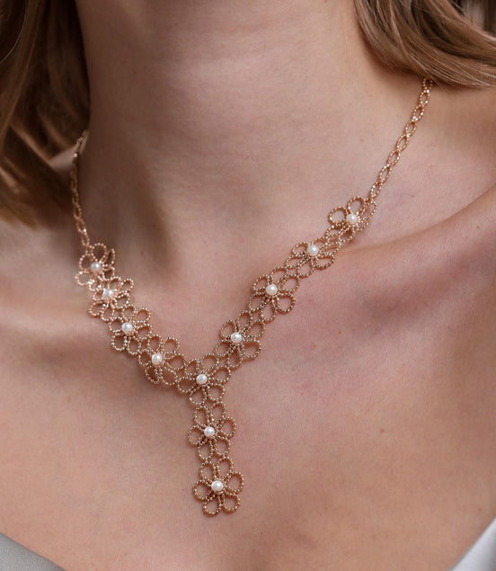 Flower Desenli Natural Pearl Necklace