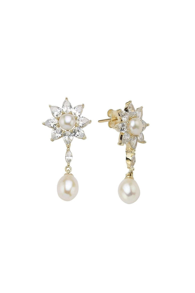 Daisy Design Natural Pearl Earring
