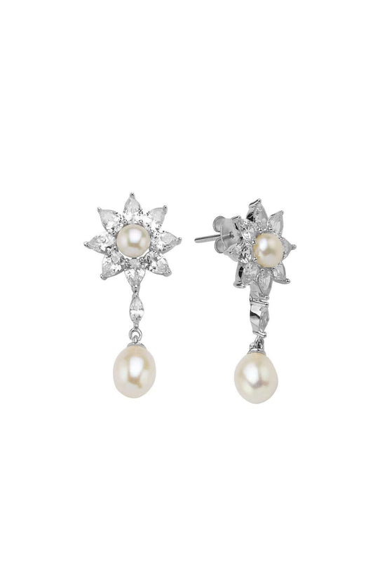 Daisy Design Natural Pearl Earring
