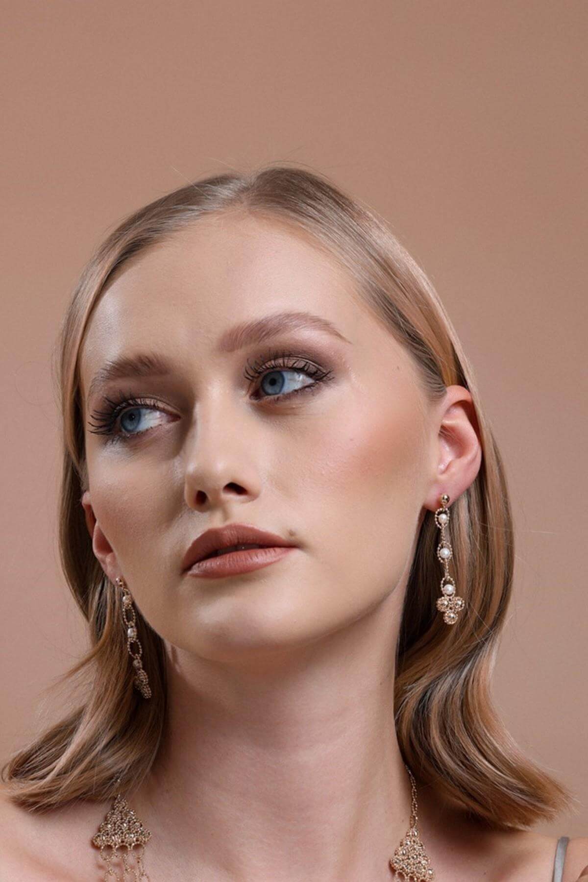 Triangle Dorica Bead Natural Pearl Earring