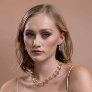 Yelpaze Design Natural Pearl Necklace