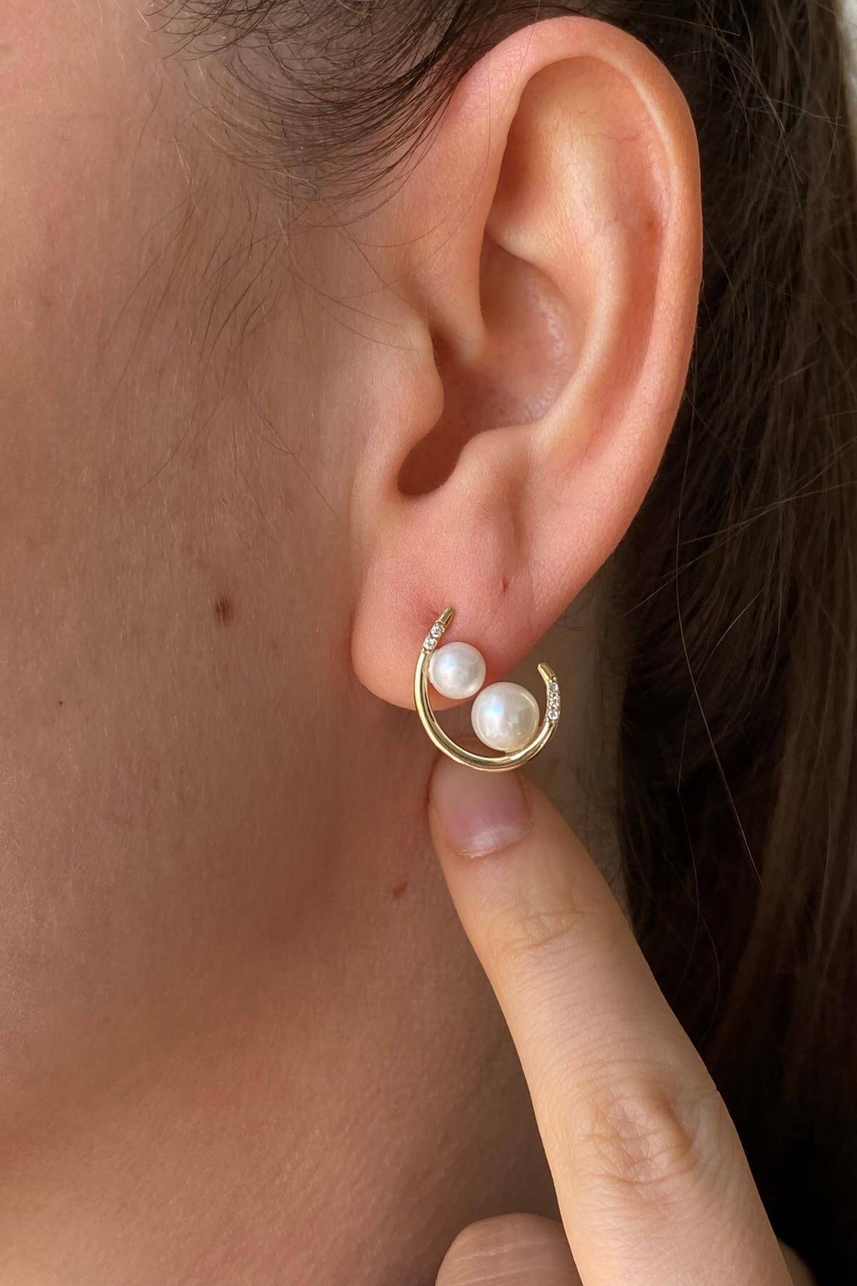 Double Natural Pearl Earring