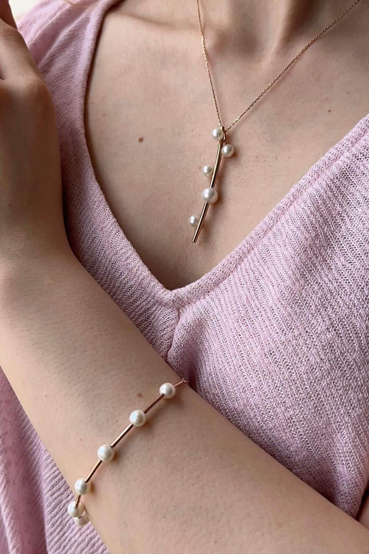 Rod Above Five Natural Pearl Necklace Bracelet Double Set