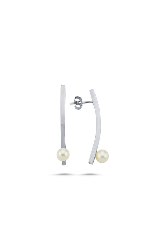 Natural Pearl Model Earring