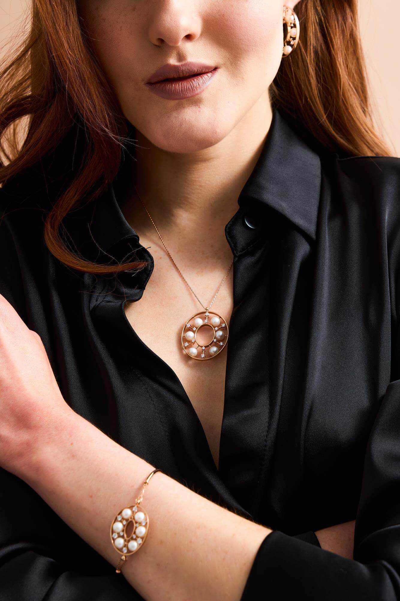 Hoop Designed Natural Pearl Necklace