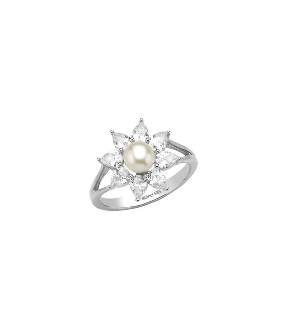 Daisy Design Natural Pearl Ring