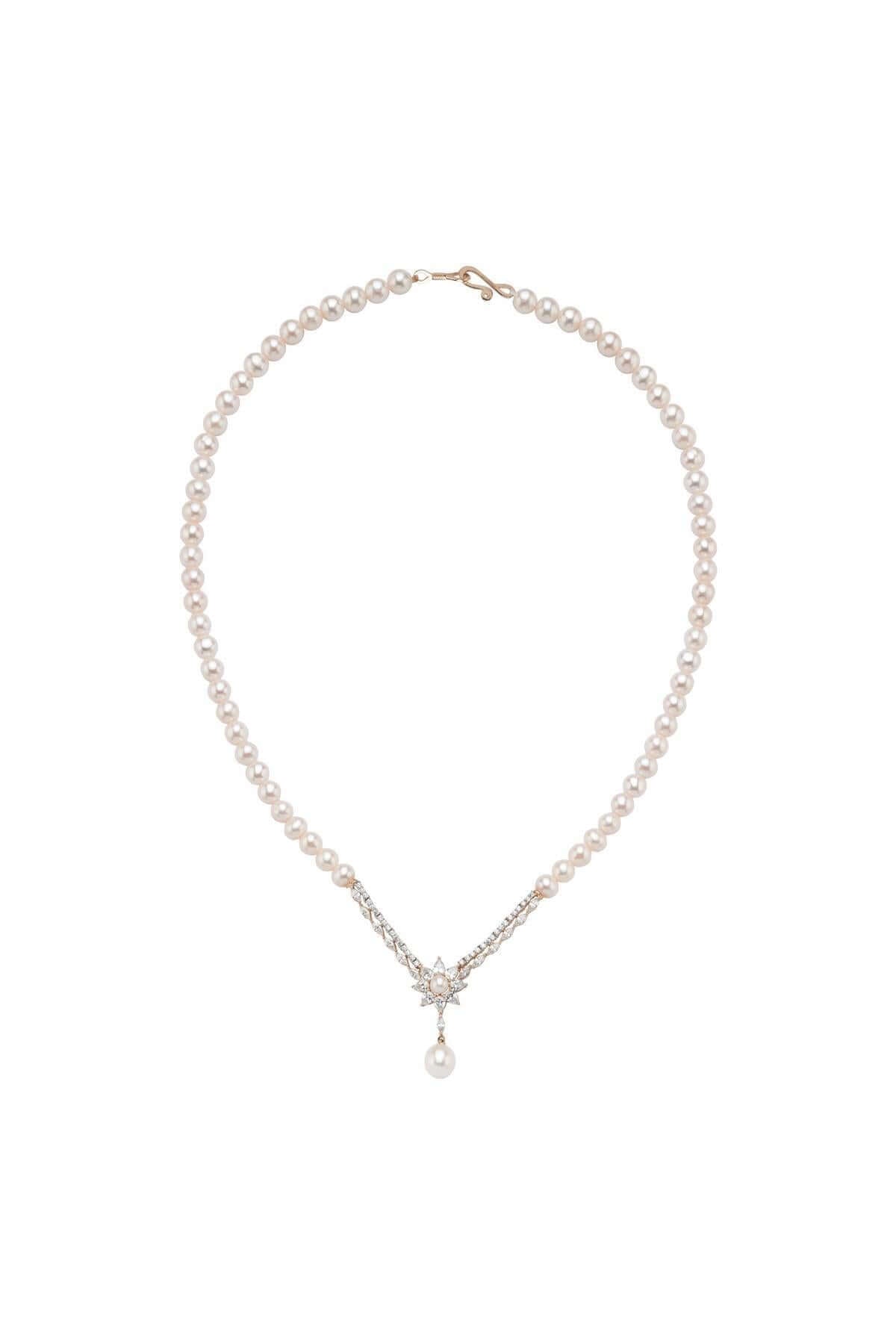 Daisy Design Natural Pearl Necklace