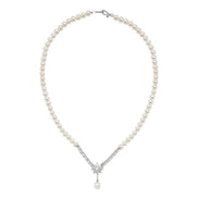 Daisy Design Natural Pearl Necklace