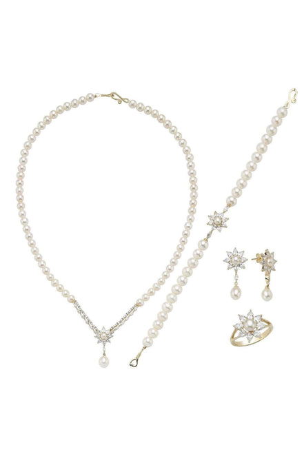 Daisy Design Natural Pearl Earring Necklace Bracelet Ring Quadruple Set