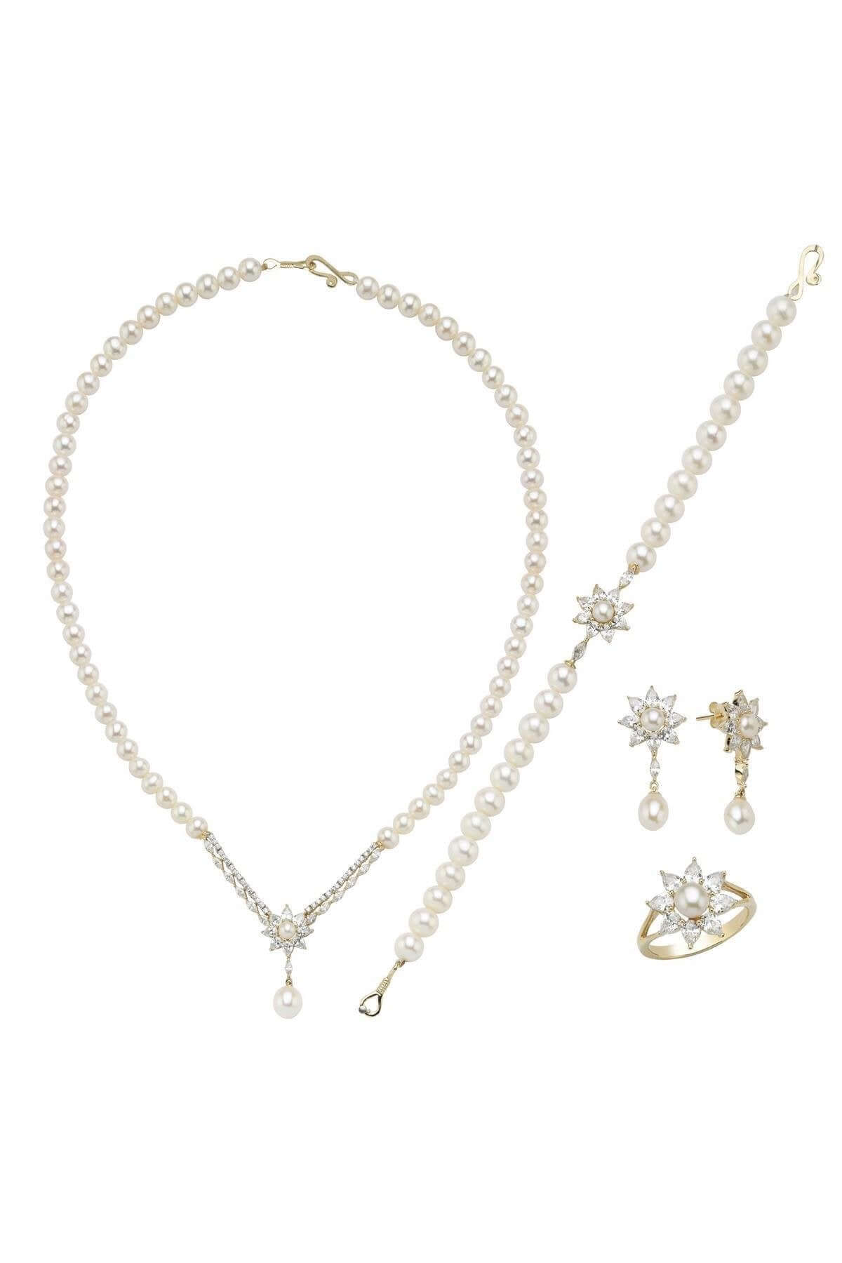 Daisy Design Natural Pearl Earring Necklace Bracelet Ring Quadruple Set