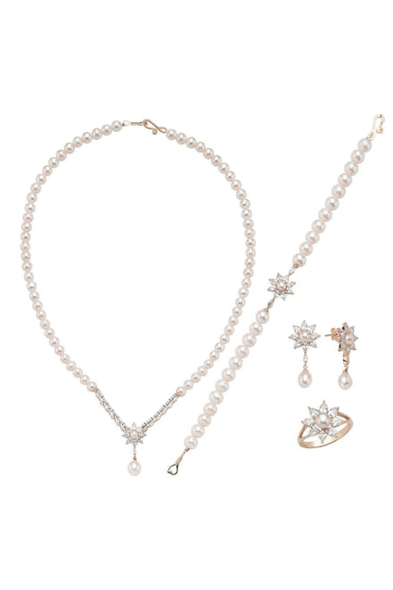 Daisy Design Natural Pearl Earring Necklace Bracelet Ring Quadruple Set