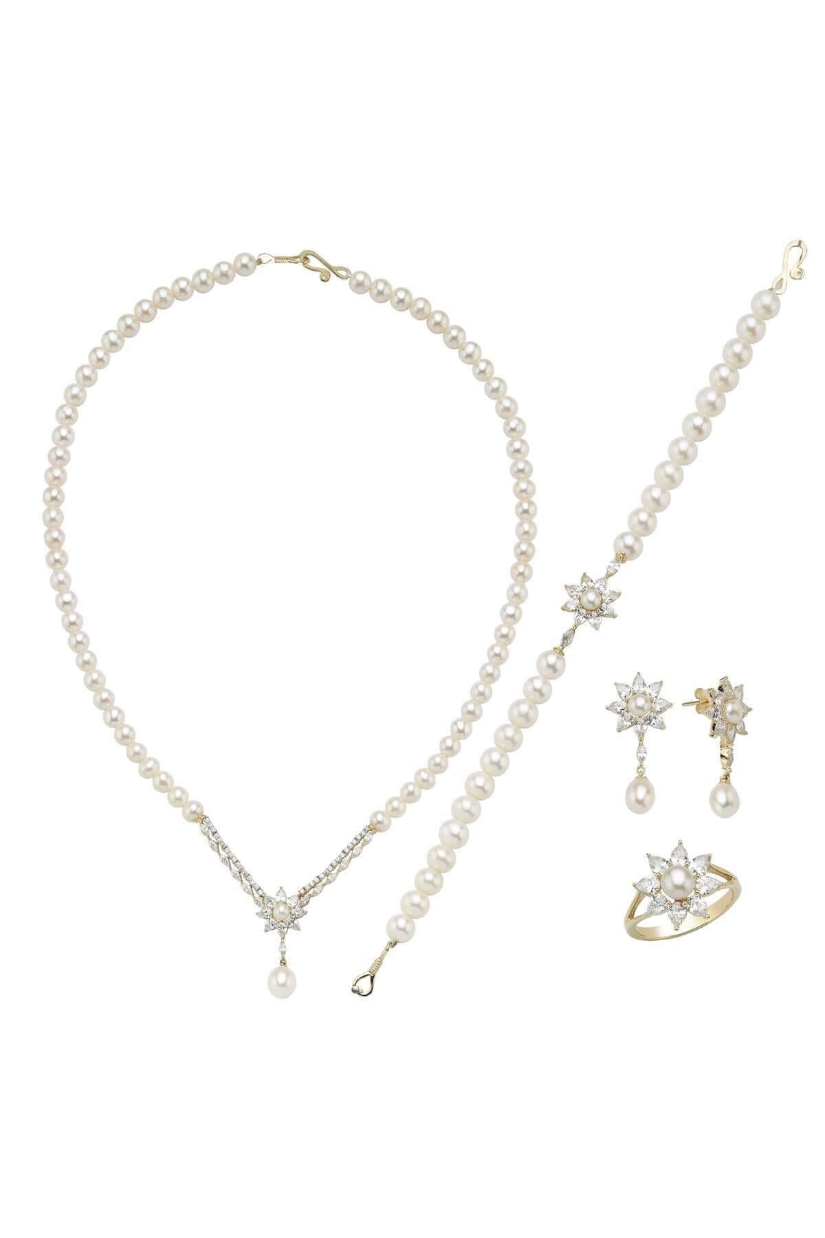 Daisy Design Natural Pearl Earring Necklace Bracelet Ring Quadruple Set