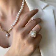 Wind Rose Natural Pearl Ring