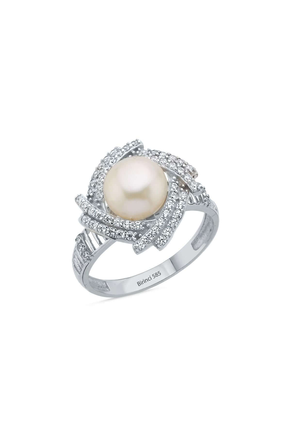 Wind Rose Natural Pearl Ring