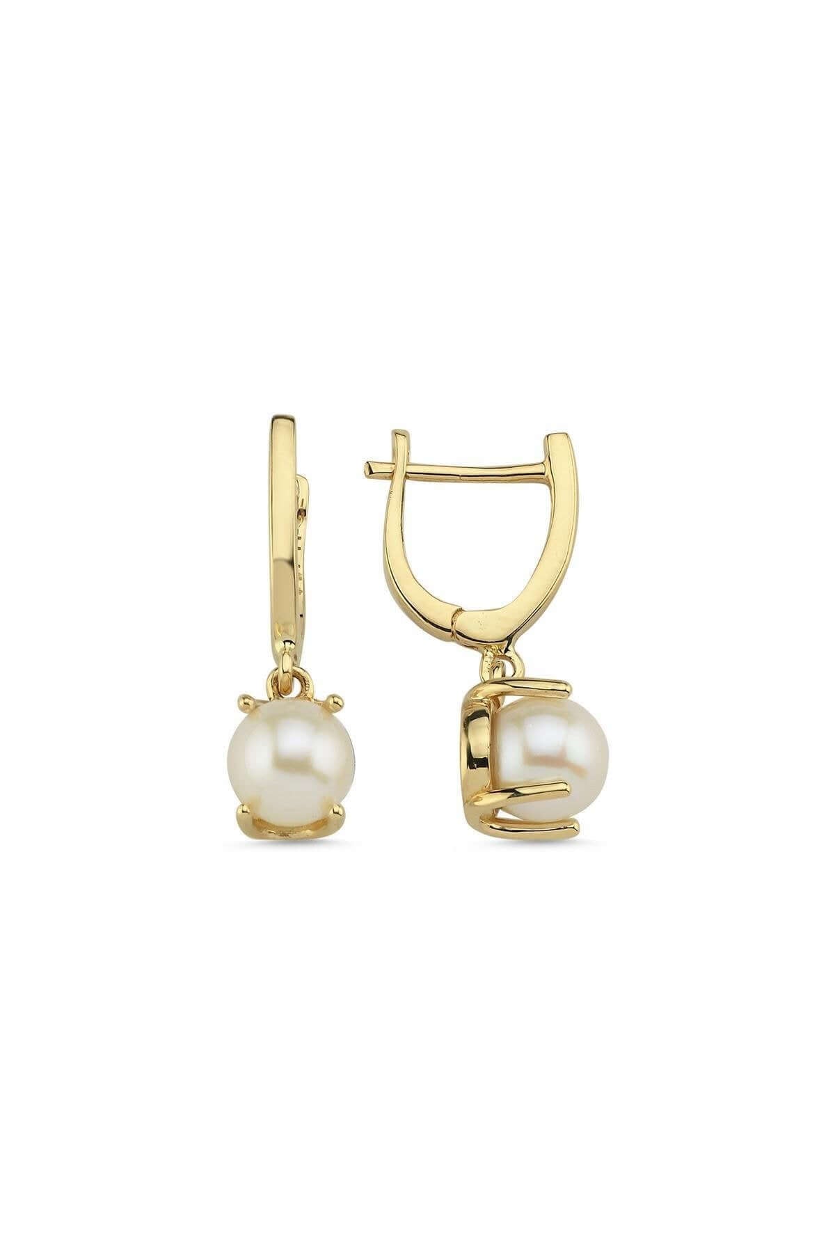Natural Pearl Dangling Earring