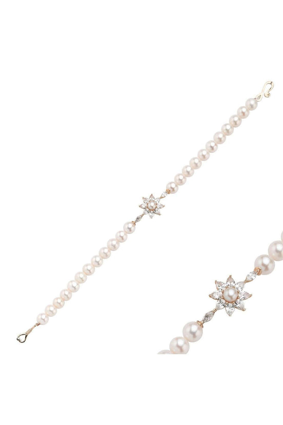 Daisy Design Natural Pearl Bracelet