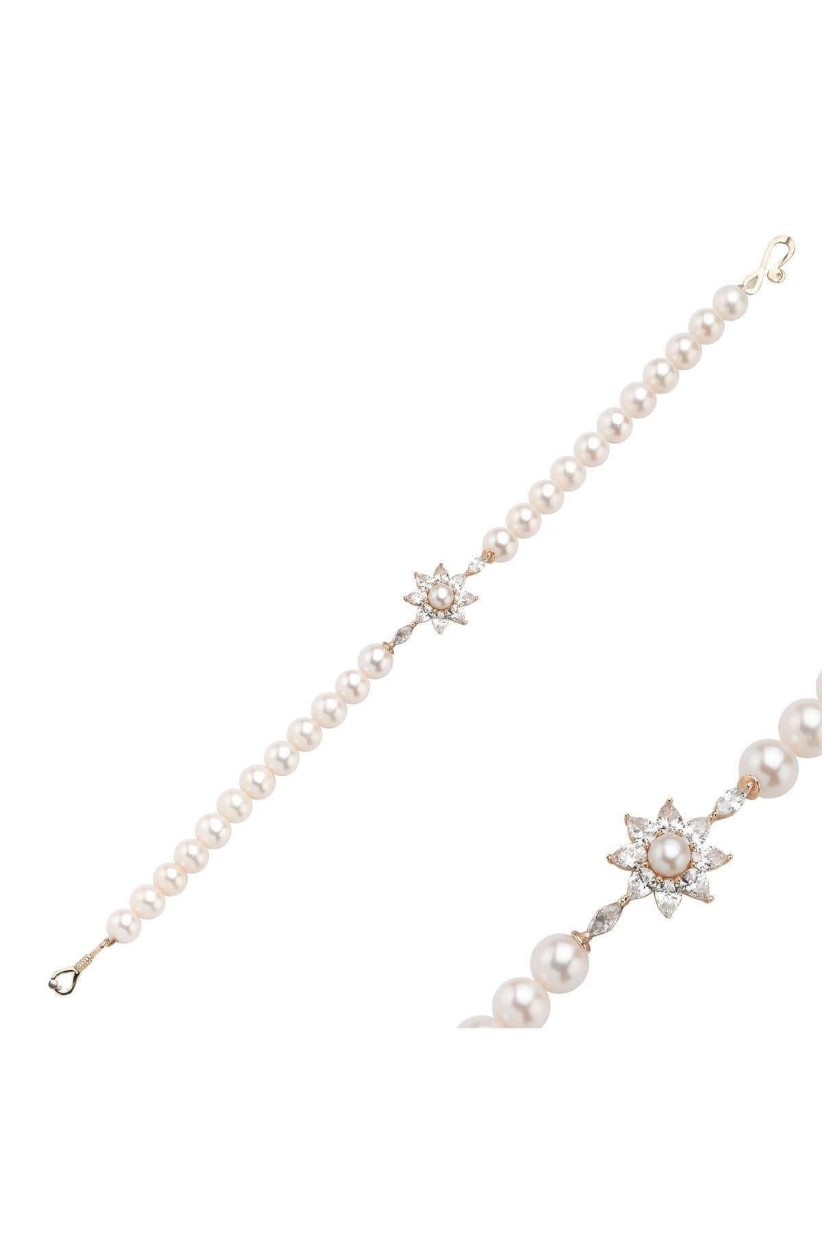 Daisy Design Natural Pearl Bracelet