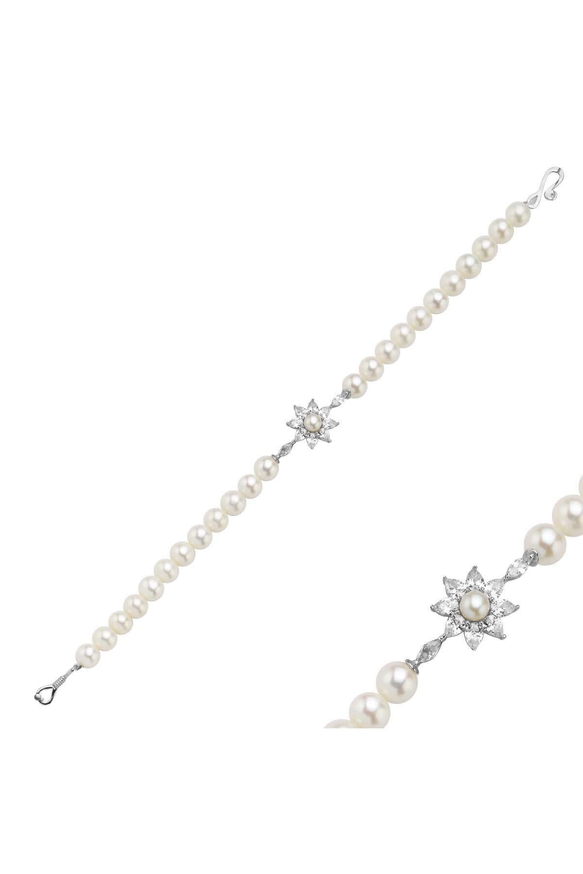 Daisy Design Natural Pearl Bracelet