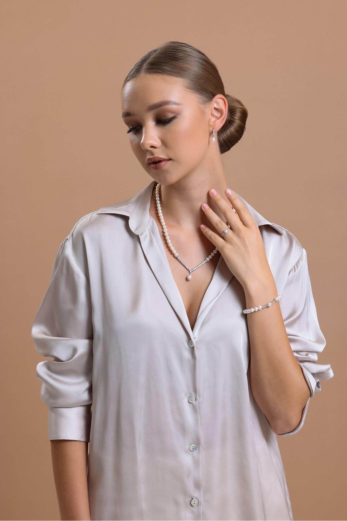 Watercourse Stone Natural Pearl Earring Necklace Bracelet Triple Set