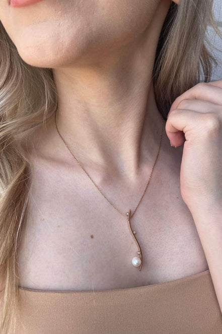 Design Natural Pearl Necklace