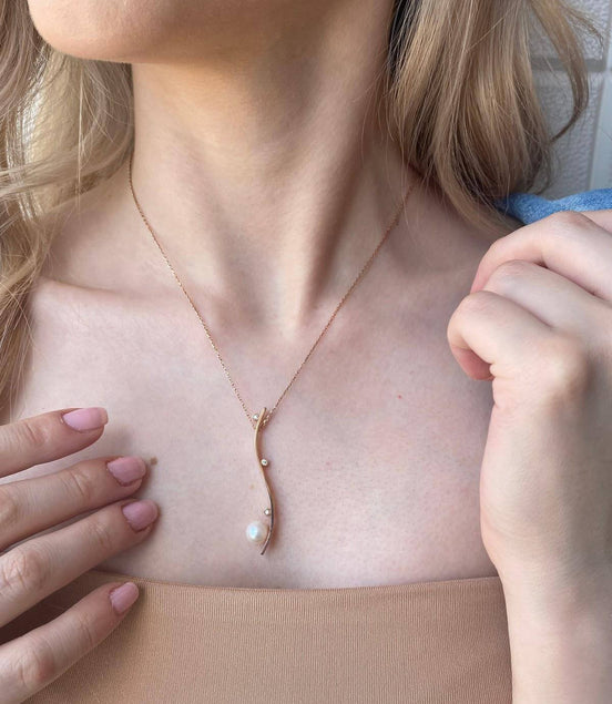 Design Natural Pearl Necklace