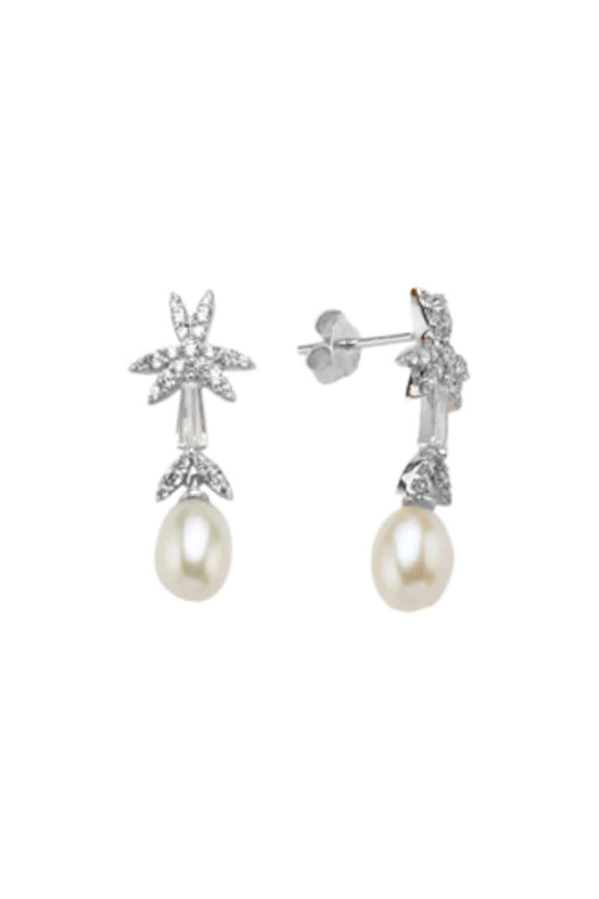 Leaf Design Natural Pearl Earring