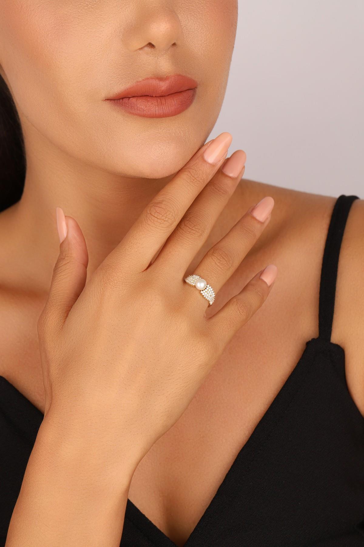 Zircon Stone Natural Pearl Ring