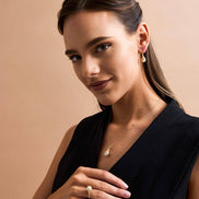 Lightbulb Design Natural Pearl Earring