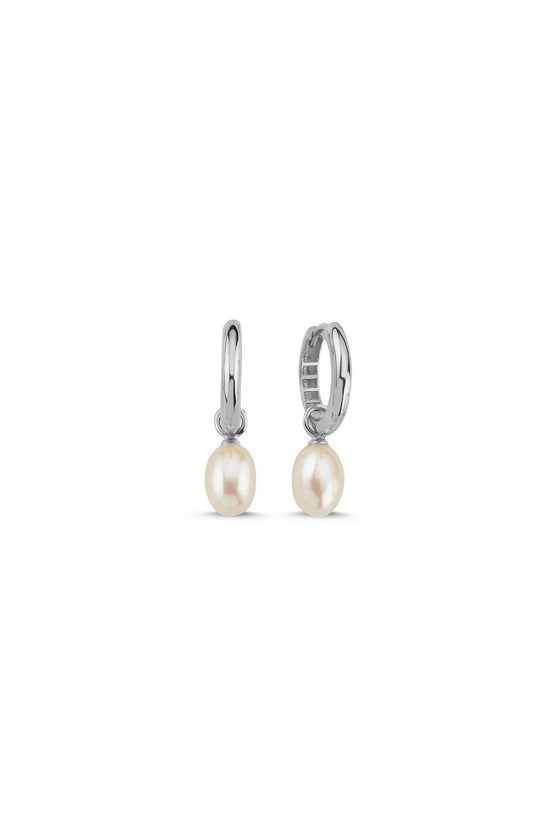 Natural Pearl Dangling Earring