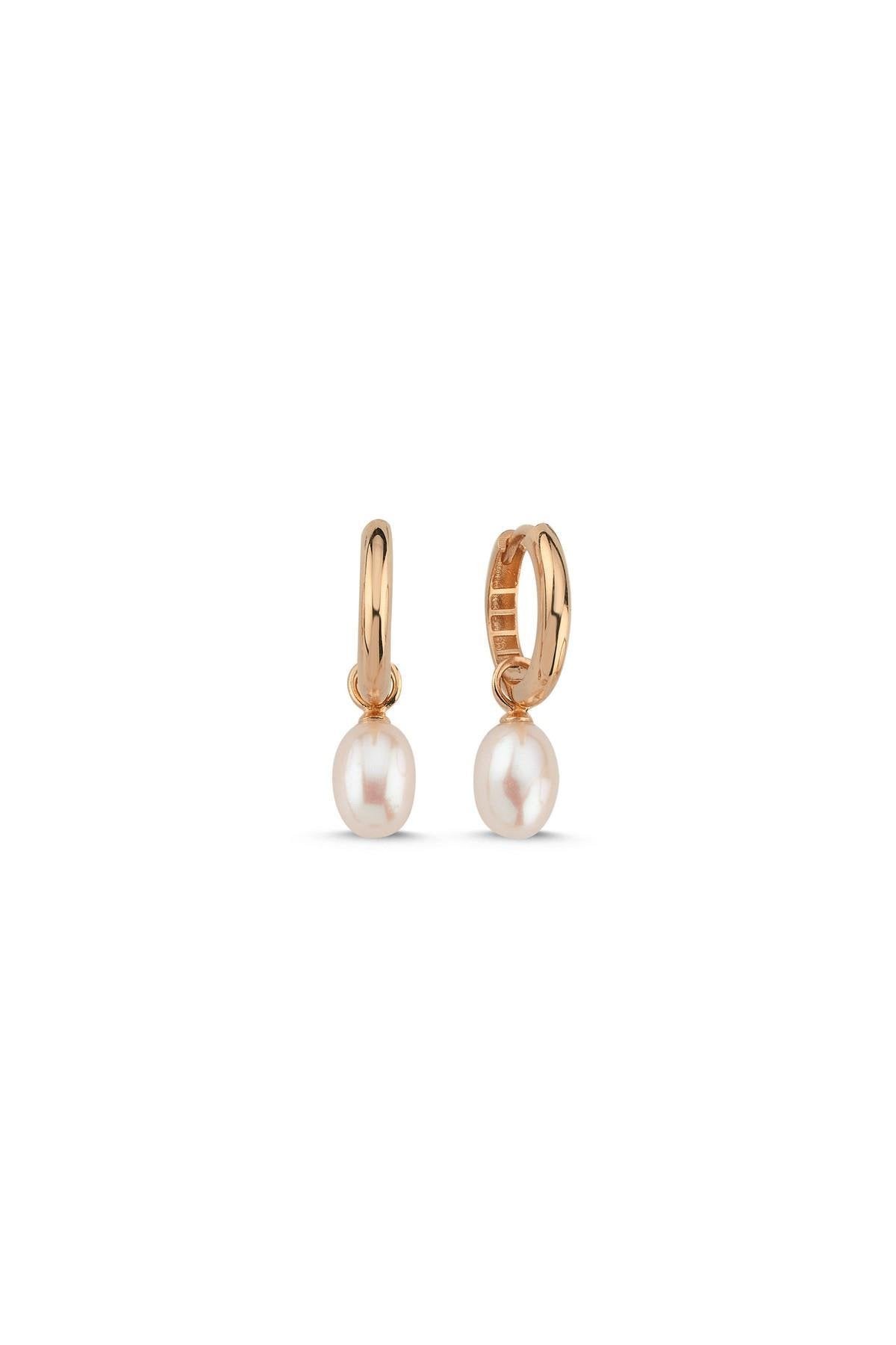 Natural Pearl Dangling Earring
