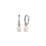 Natural Pearl Dangling Earring