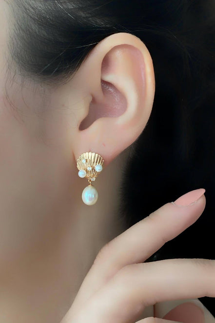 Oyster Natural Pearl Earring