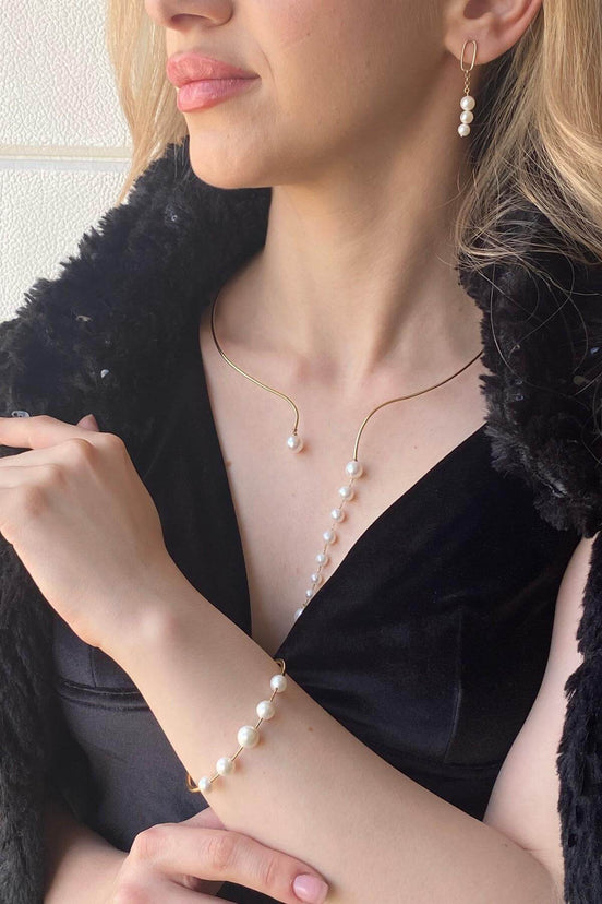 Dangling Natural Pearl Earring Necklace Bracelet Triple Set