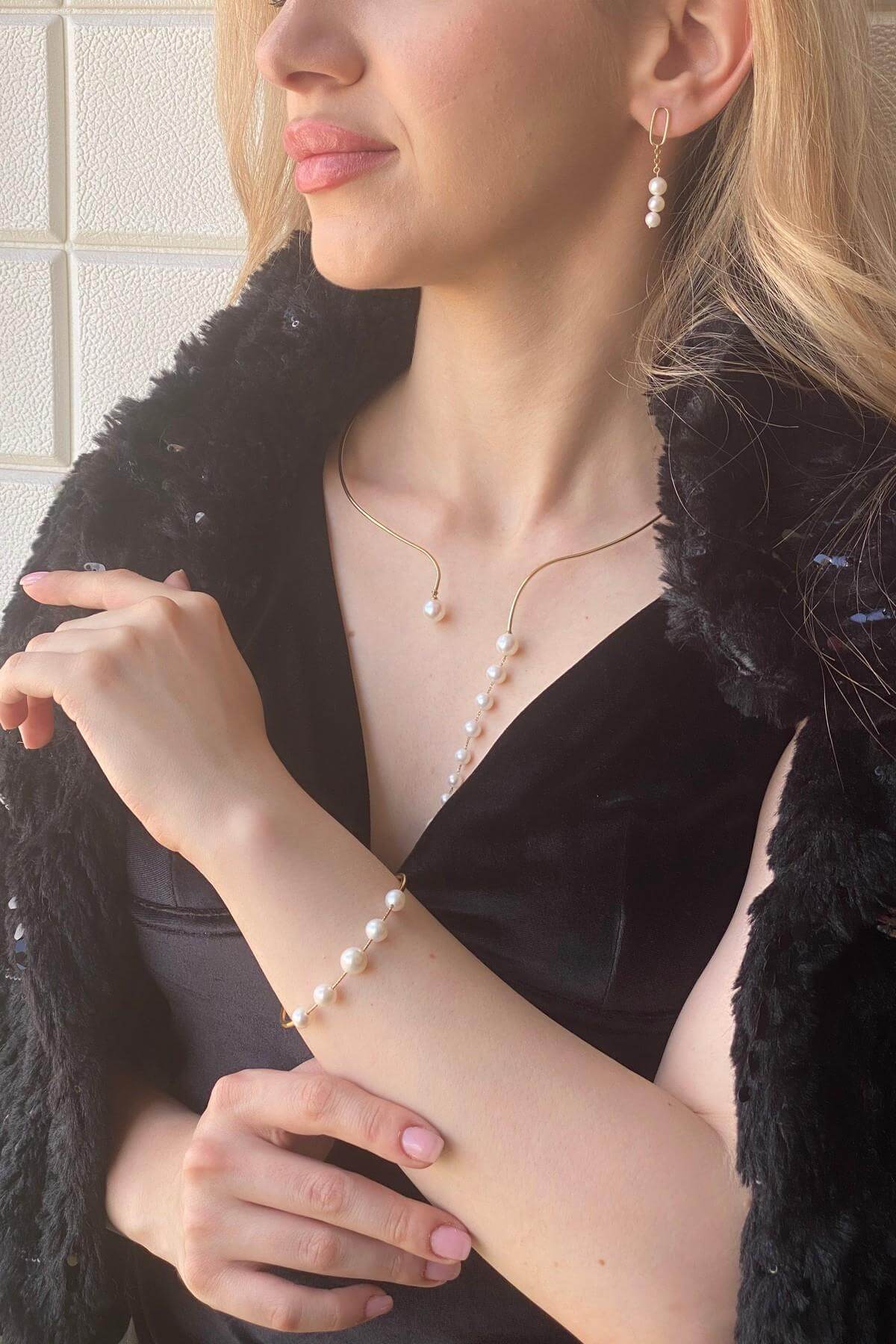 Dangling Natural Pearl Earring Necklace Bracelet Triple Set