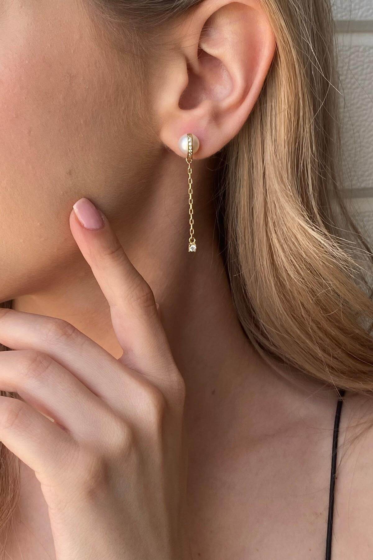 Fresh Water Natural Pearl Dangling Earring