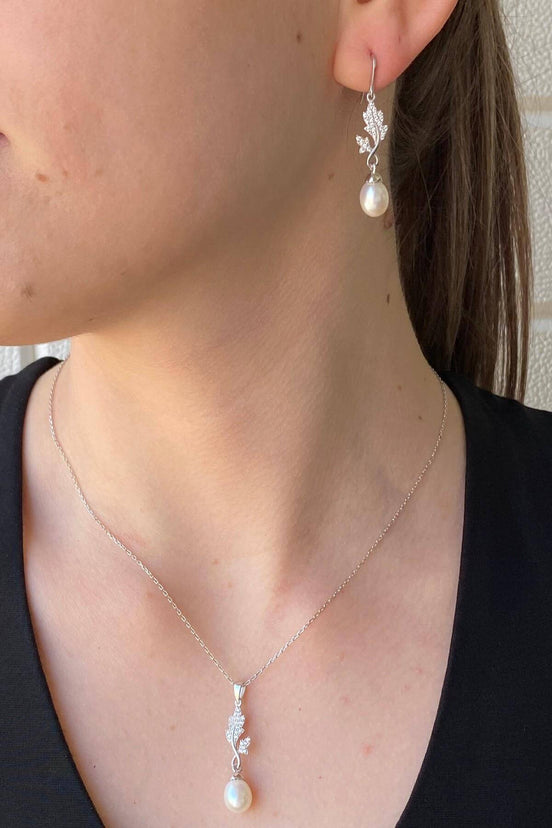 Leaf Stone Natural Pearl Dangling Earring Necklace Double Set