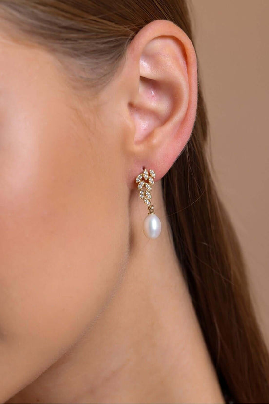 Yaprak Taşlı Doğal İnci Sallantılı Küpe | | Birinci1926